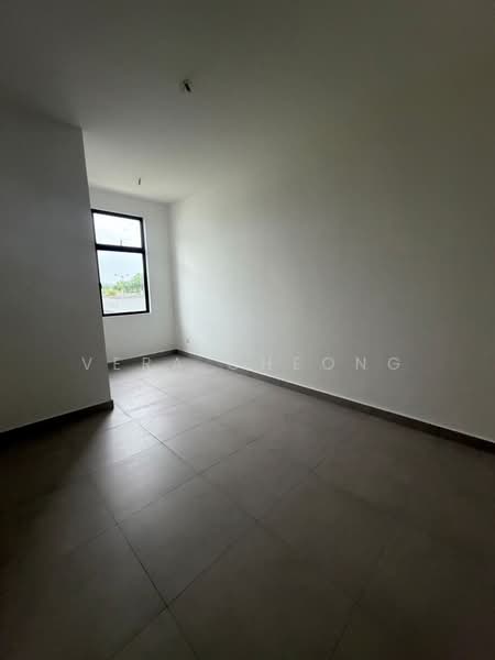 2-storey Terraced House for Sale in Taman Mount Austin (Tebrau) - Vera Cheong - PropertyGuru.com.my