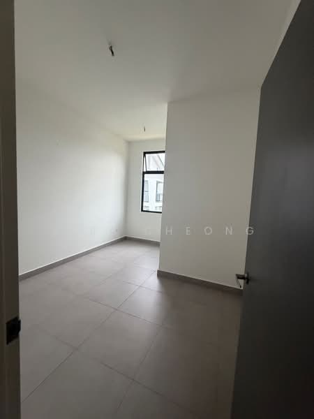 2-storey Terraced House for Sale in Taman Mount Austin (Tebrau) - Vera Cheong - PropertyGuru.com.my
