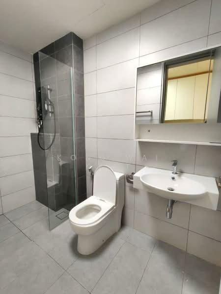 Servis Apartment untuk Disewa di The Era @ Duta North - Kong Wai Keat - Bathroom - PropertyGuru.com.my