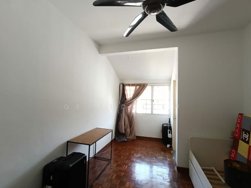 Rumah Teres 2 Tingkat untuk Dijual di Seri Kembangan (Selangor) - Gerald Liew - Bedroom - PropertyGuru.com.my
