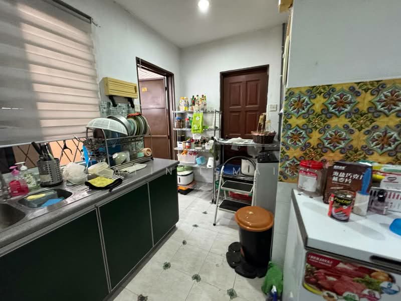 Rumah Teres 2 Tingkat untuk Dijual di Seksyen 5 Wangsa Maju (Wangsa Maju) - Fatin Ismail - Kitchen - PropertyGuru.com.my