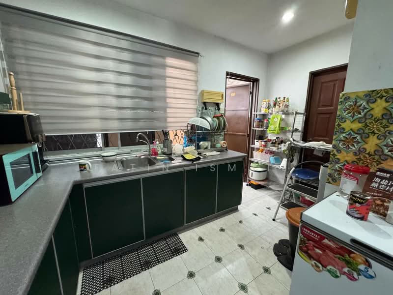 Rumah Teres 2 Tingkat untuk Dijual di Seksyen 5 Wangsa Maju (Wangsa Maju) - Fatin Ismail - Kitchen - PropertyGuru.com.my