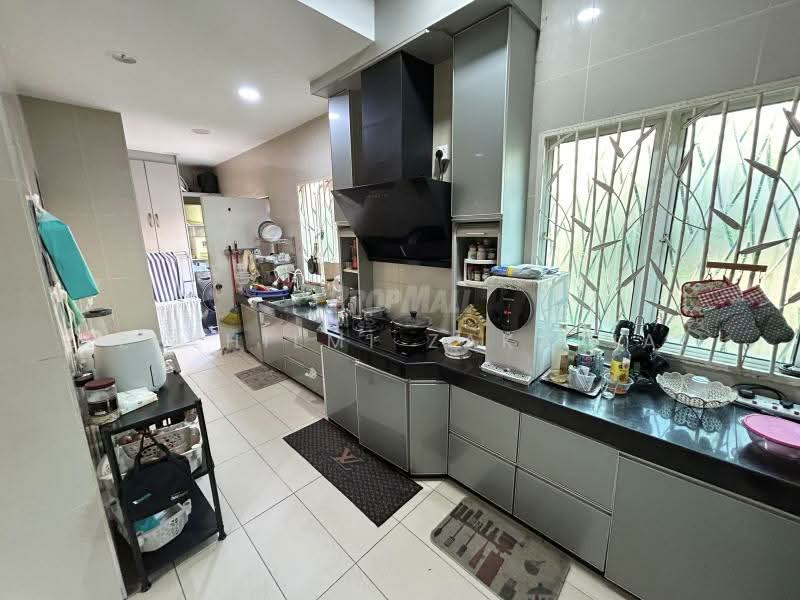 Bungalow for Sale in Dengkil (Selangor) - Zulhilmi Zakaria - Kitchen - PropertyGuru.com.my