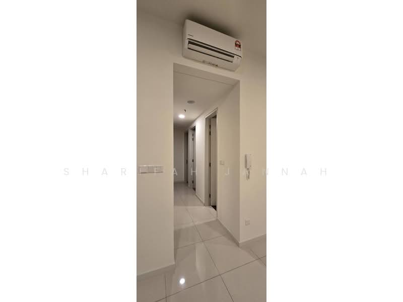Servis Apartment untuk Disewa di Sunway Avila Residences - Sharifah Jannah - Corridor - PropertyGuru.com.my