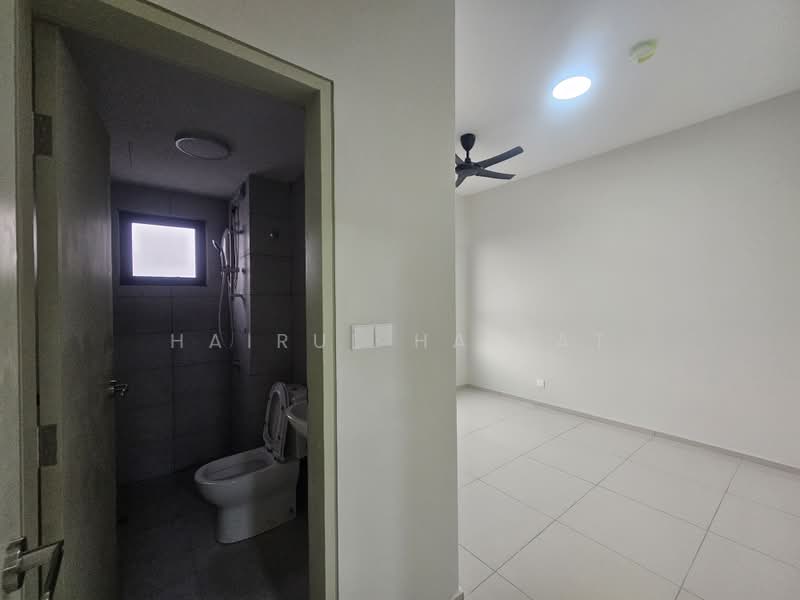 Service Residence for Rent at Seiring Residensi - Hairul Haizat - Bathroom - PropertyGuru.com.my