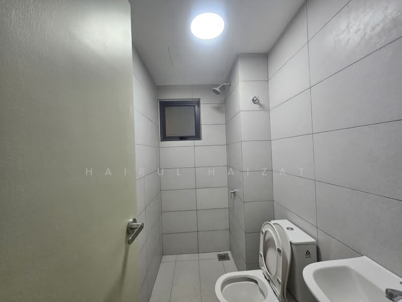 Service Residence for Rent at Seiring Residensi - Hairul Haizat - Bathroom - PropertyGuru.com.my