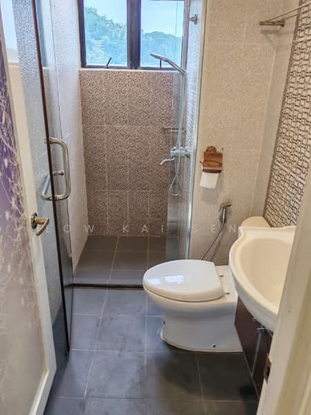 Condominium for Rent at Fraser Towers - Low Kai Seng - Bathroom - PropertyGuru.com.my