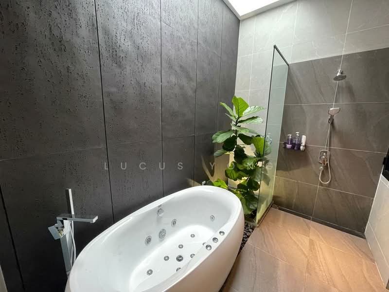 Bungalow for Rent in Cheras (Selangor) - Lucus Yong - Bathroom - PropertyGuru.com.my