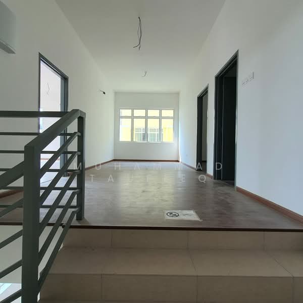 Semi-Detached House for Rent in Taman Cenderawasih (Rasah) - Muhammad Taufeeq - Interior - PropertyGuru.com.my