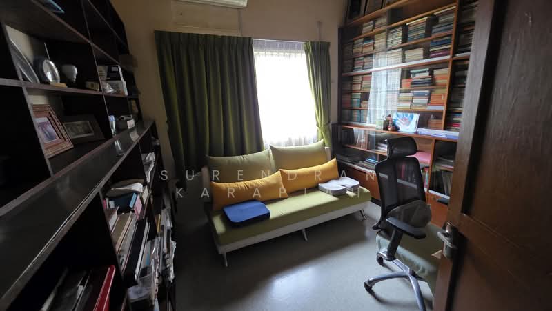 Rumah Banglo untuk Dijual di Seksyen 11 (Petaling Jaya) - Surendran Karapiah - Study - PropertyGuru.com.my