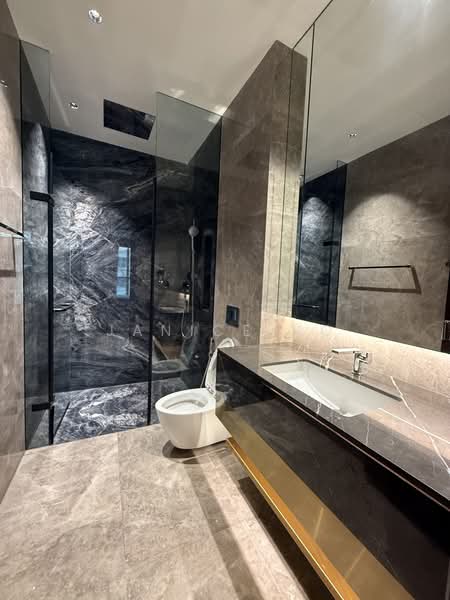 Servis Apartment untuk Disewa di Orion Residence Bukit Bintang - Janice Ho - Bathroom - PropertyGuru.com.my