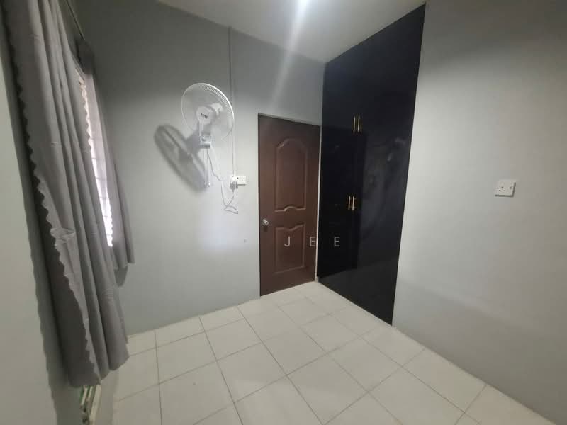 1-storey Terraced House for Rent in Stakan (Kuching) - KC Jee - PropertyGuru.com.my