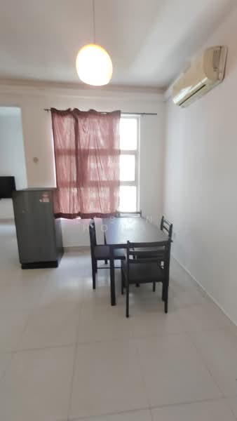 Servis Apartment untuk Disewa di Domain 2 @ NeoCyber - Eason Hong - Dining Room - PropertyGuru.com.my