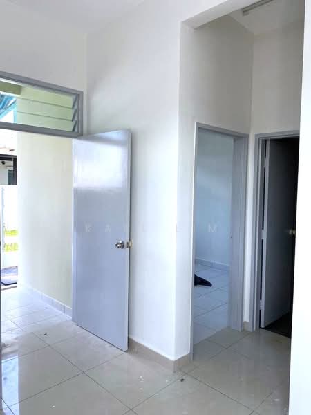 2.5-storey Terraced House for Sale in Bandar Seri Alam (Masai) - Karl Lim - Interior - PropertyGuru.com.my