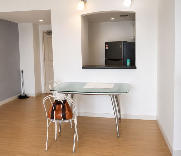 Service Residence for Sale at Dorchester - Vincent Goh - Dining Room - PropertyGuru.com.my