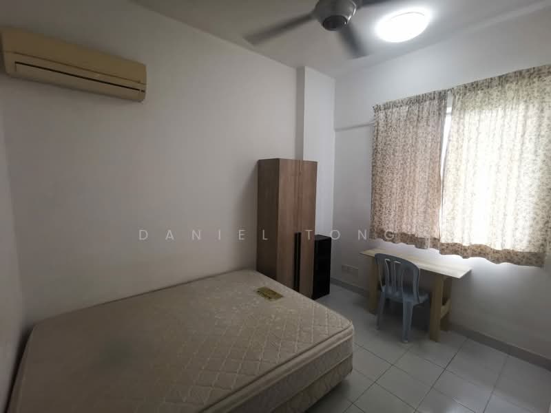Servis Apartment untuk Dijual di E-Tiara - Daniel Tong - Bedroom - PropertyGuru.com.my