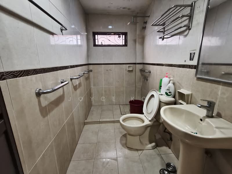 2-storey Terraced House for Sale in Usj 11 (Subang Jaya) - Joyce Kok - Bathroom - PropertyGuru.com.my
