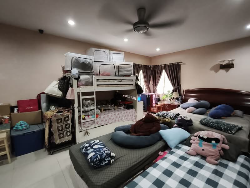 2-storey Terraced House for Sale in Usj 11 (Subang Jaya) - Joyce Kok - Bedroom - PropertyGuru.com.my