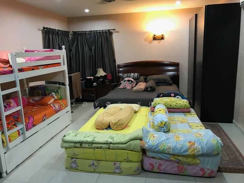 2-storey Terraced House for Sale in Usj 11 (Subang Jaya) - Joyce Kok - Bedroom - PropertyGuru.com.my