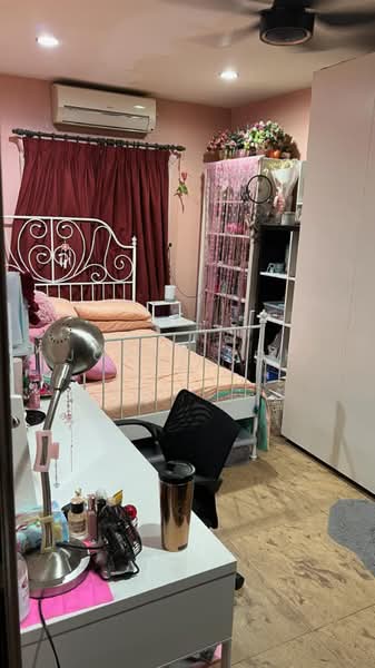 2-storey Terraced House for Sale in Usj 11 (Subang Jaya) - Joyce Kok - Bedroom - PropertyGuru.com.my