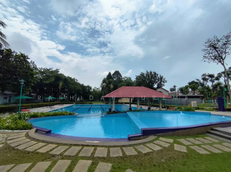 Bungalow for Sale in Bukit Rimau (Shah Alam) - Rashidah Juremi - Pool - PropertyGuru.com.my