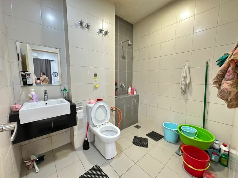 Rumah Berkembar untuk Dijual di Rawang (Selangor) - Tris Jong - Bathroom - PropertyGuru.com.my