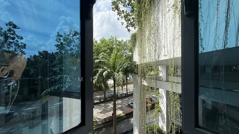 Servis Apartment untuk Dijual di Crescent Bay Suites (Teluk Bayu) - Amir Raziq - Exterior - PropertyGuru.com.my
