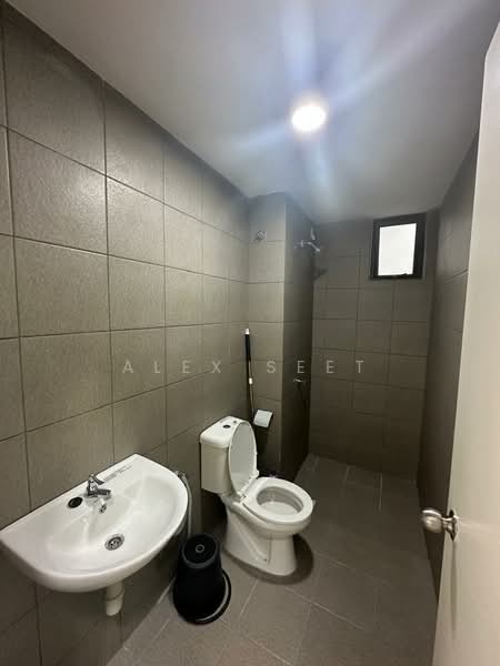 Pangsapuri untuk Disewa di Residensi Max - Alex Seet - Bathroom - PropertyGuru.com.my