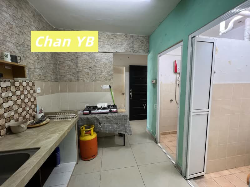 Flat for Sale at Mutiara Vista - Chan YB - Kitchen - PropertyGuru.com.my