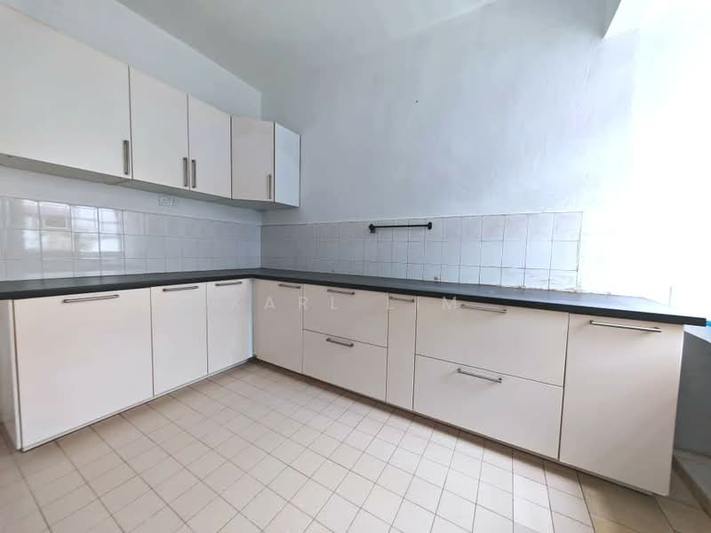 Rumah Teres 2 Tingkat untuk Dijual di Taman Puteri Wangsa (Ulu Tiram) - Karl Lim - Kitchen - PropertyGuru.com.my