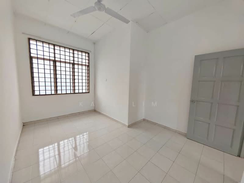 Rumah Teres 2 Tingkat untuk Dijual di Taman Puteri Wangsa (Ulu Tiram) - Karl Lim - Interior - PropertyGuru.com.my