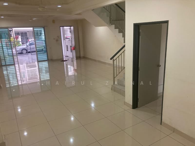 Terraced House for Sale in Taman Aman Permai (Bangi) - Khairul Zainal - Living Room - PropertyGuru.com.my