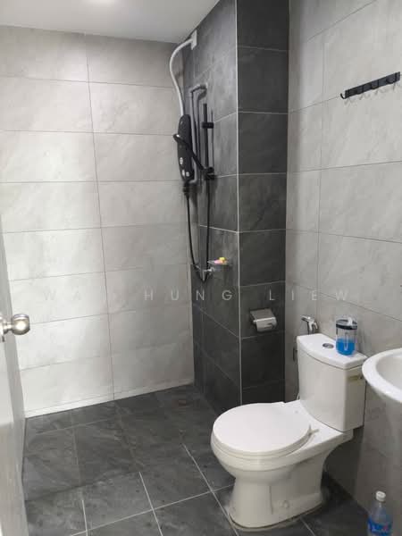 Condominium for Rent at Residensi Bintang - Wan Hung Liew - Bathroom - PropertyGuru.com.my