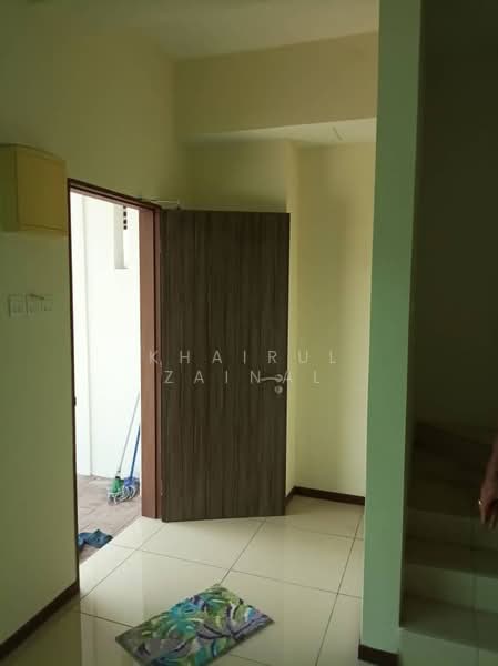 Terraced House for Sale in Kuala Selangor (Selangor) - Khairul Zainal - Entrance - PropertyGuru.com.my