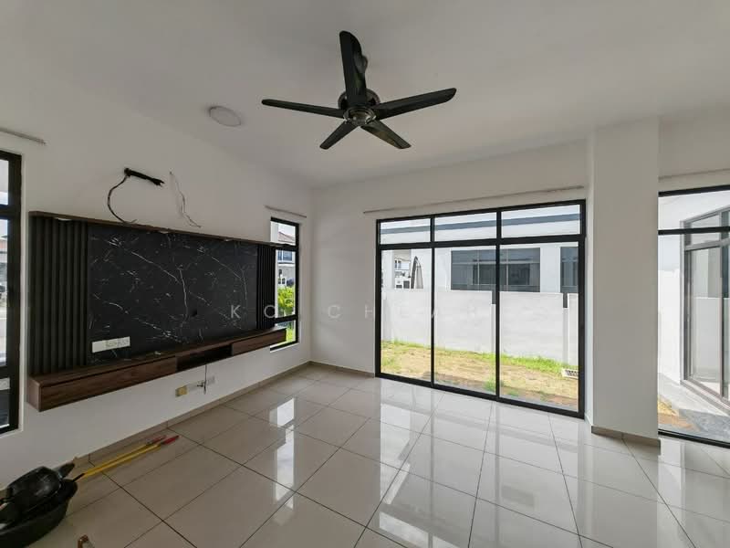 2-storey Terraced House for Rent in Eco Grandeur (Puncak Alam) - KC Cheah - Living Room - PropertyGuru.com.my