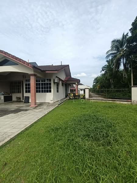 Rumah Teres 1 Tingkat untuk Dijual di Johor Bahru (Johor) - Max Loh - Exterior - PropertyGuru.com.my