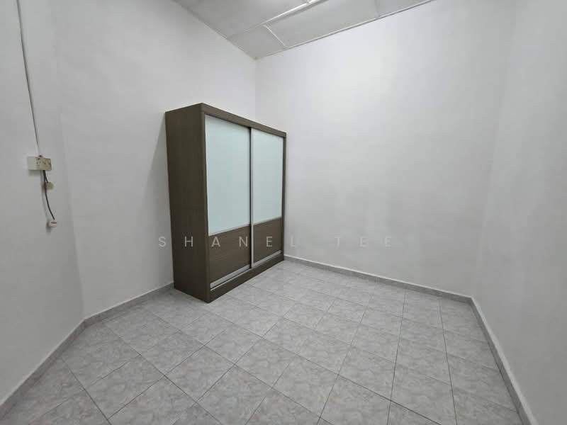 1-storey Terraced House for Sale in Taman Sri Kluang (Kluang) - Shanel Tee - Interior - PropertyGuru.com.my