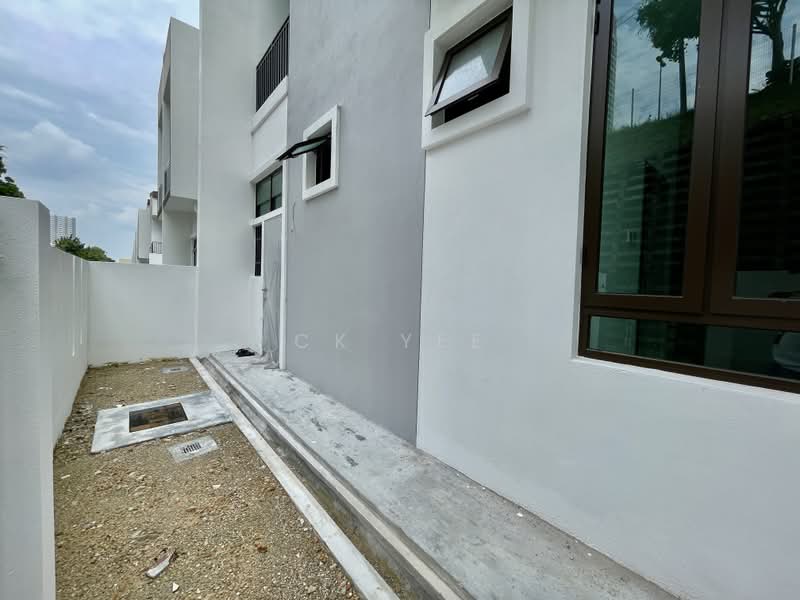 Rumah Teres untuk Disewa di Bandar Kinrara Seksyen 1 (Bandar Kinrara) - CK Yee - Exterior - PropertyGuru.com.my