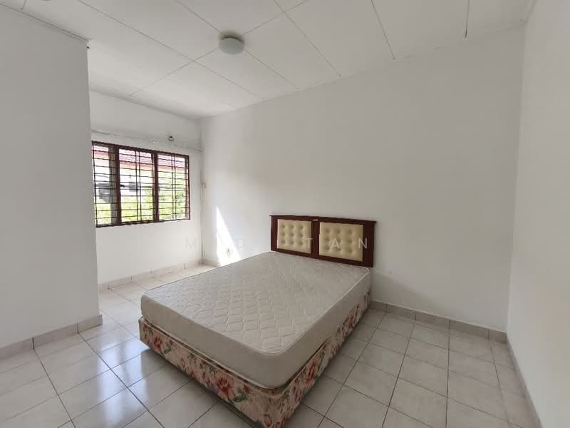 Rumah Teres untuk Disewa di Puchong (Selangor) - Midi Tan - Bedroom - PropertyGuru.com.my