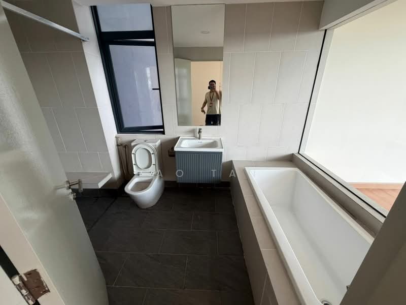 Service Residence for Sale at Verde - Yao Tan - Bathroom - PropertyGuru.com.my