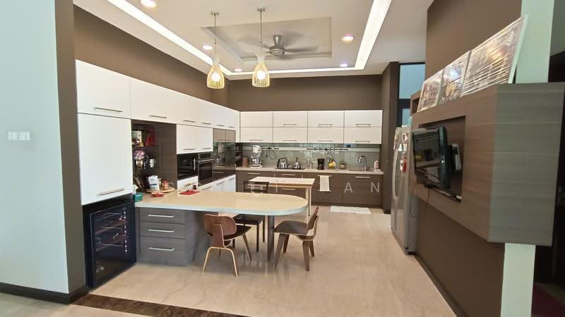 Rumah Banglo untuk Dijual di Seri Kembangan (Seri Kembangan) - Scott Tan - Kitchen - PropertyGuru.com.my