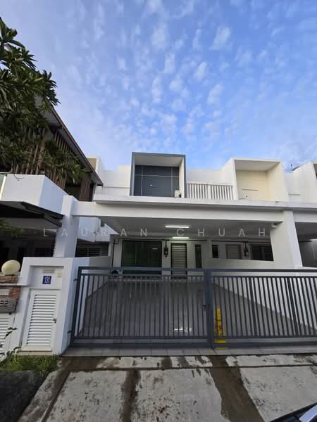 Rumah Teres 2 Tingkat untuk Disewa di Bandar Sri Sendayan (Negeri Sembilan) - Lauran Chuah - Exterior - PropertyGuru.com.my