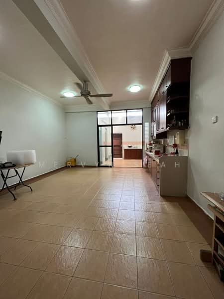 Rumah Teres 2 Tingkat untuk Dijual di Jelutong (Penang) - Mervyn Seah - Living Room - PropertyGuru.com.my