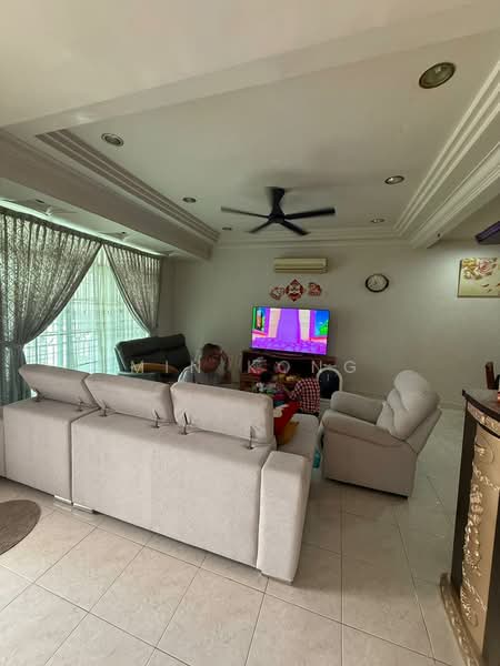 2-storey Terraced House for Sale in Taman Desa Cemerlang (Ulu Tiram) - Min Kong - Living Room - PropertyGuru.com.my