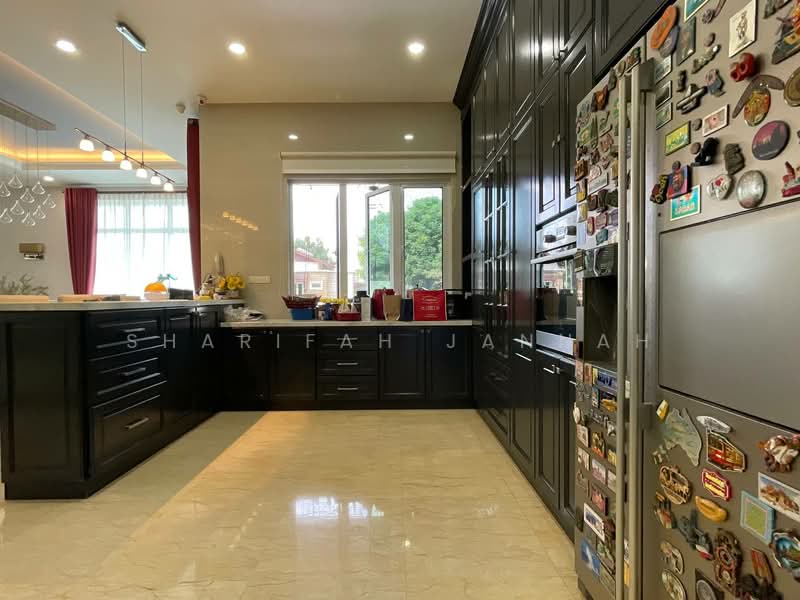Bungalow for Sale in Setia Eco Park (Setia Alam) - Sharifah Jannah - Kitchen - PropertyGuru.com.my
