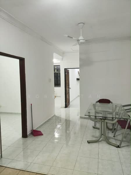 Rumah Teres 1 Tingkat untuk Disewa di Bukit Indah (Iskandar Puteri (Nusajaya)) - Robbie Tan - Living Room - PropertyGuru.com.my