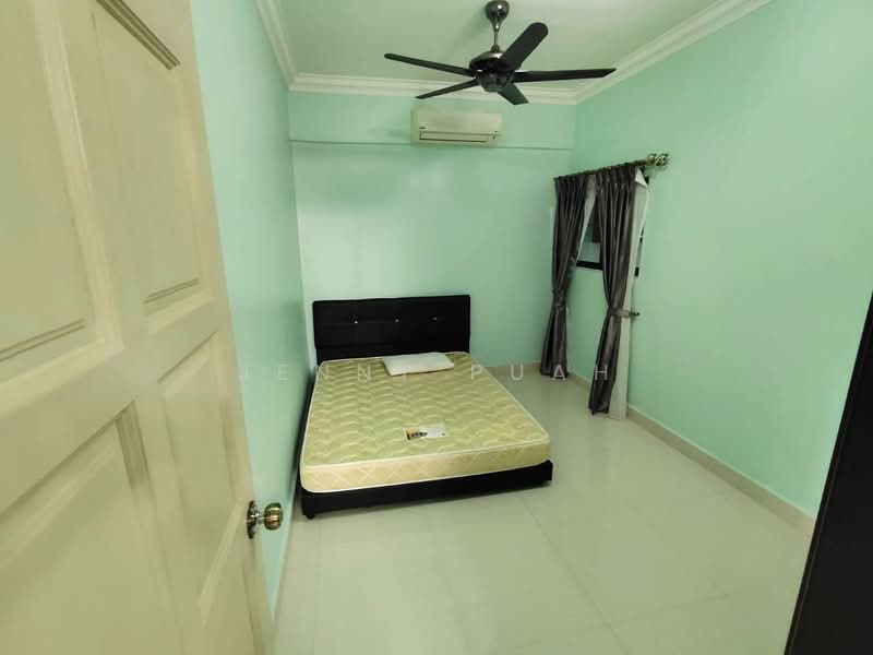 Apartment for Rent at Mutiara Serdang (Turf View) - Jenny Puah - Bedroom - PropertyGuru.com.my