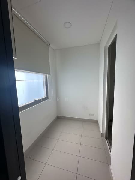 Service Residence for Rent at Banyan Tree Signatures - Jayden Loke - Balcony - PropertyGuru.com.my