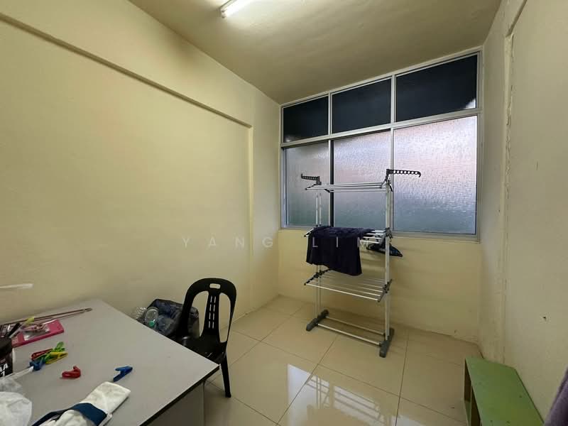 Apartment for Sale at Majestic Height - Yang Lim - Interior - PropertyGuru.com.my