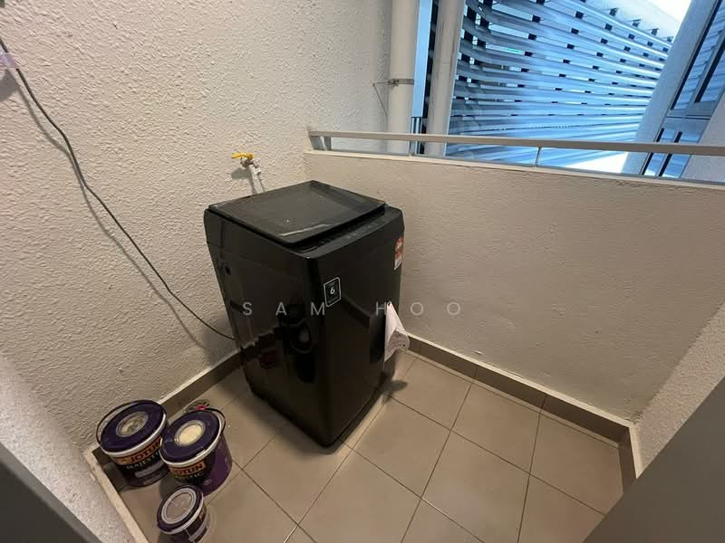 Servis Apartment untuk Disewa di The Era @ Duta North - Sam Hoo - Balcony - PropertyGuru.com.my